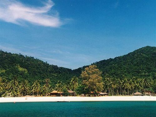 D'Coconut Island Resort Besar Island  Exterior photo